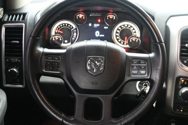2019 RAM 1500 Classic SLT Crew Cab 4x4 5'7" Box