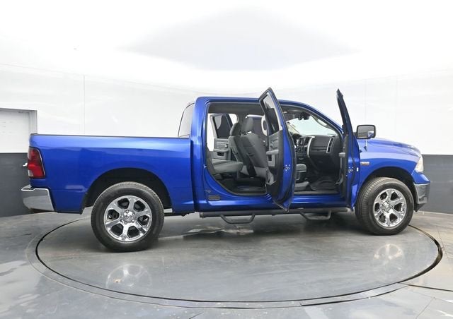 2019 RAM 1500 Classic SLT Crew Cab 4x4 5'7" Box
