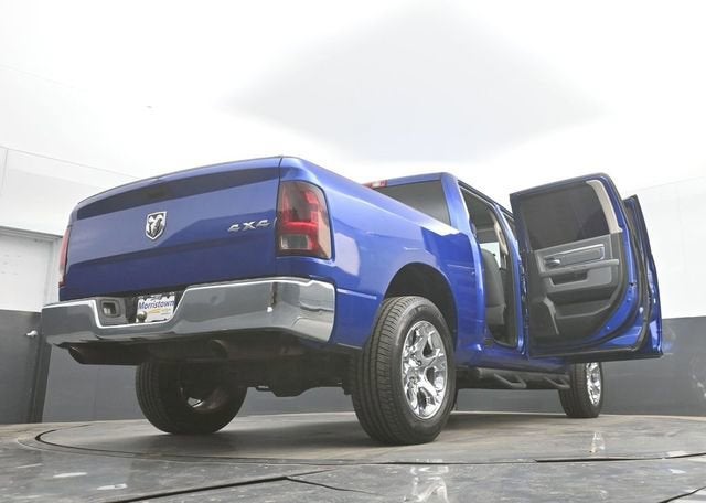 2019 RAM 1500 Classic SLT Crew Cab 4x4 5'7" Box