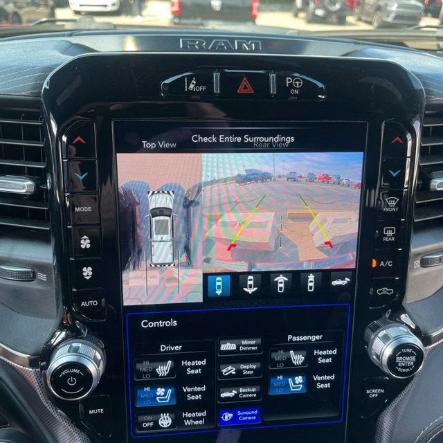 2021 RAM 1500 Limited Crew Cab 4x4 5'7" Box