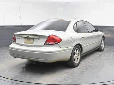 2006 Ford Taurus SE