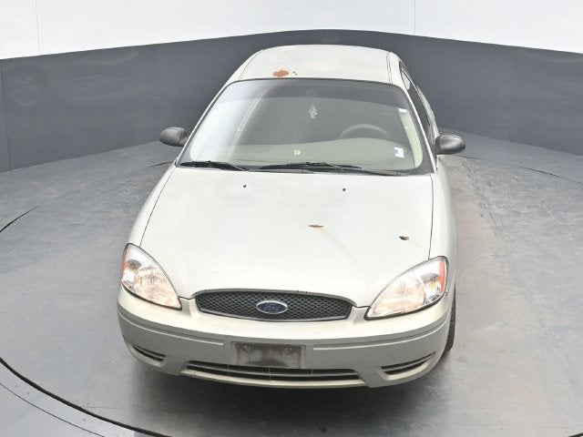 2006 Ford Taurus SE
