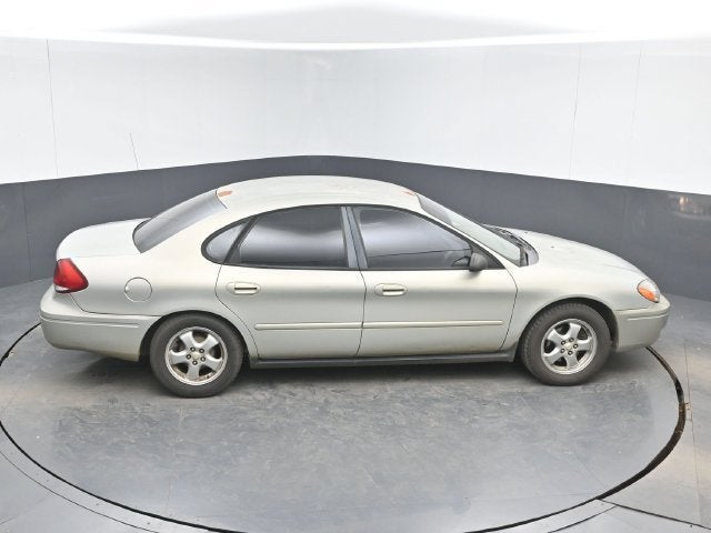 2006 Ford Taurus SE