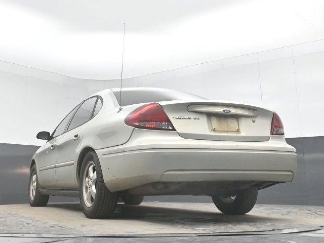 2006 Ford Taurus SE