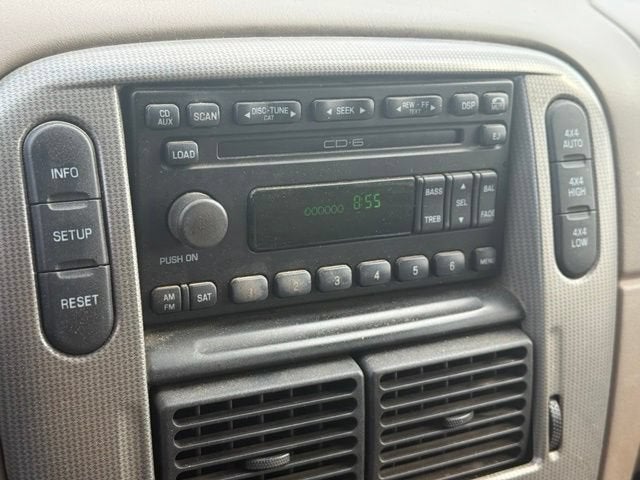 2005 Ford Explorer XLT