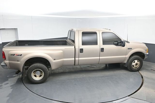 1999 Ford Super Duty F-350 DRW XL