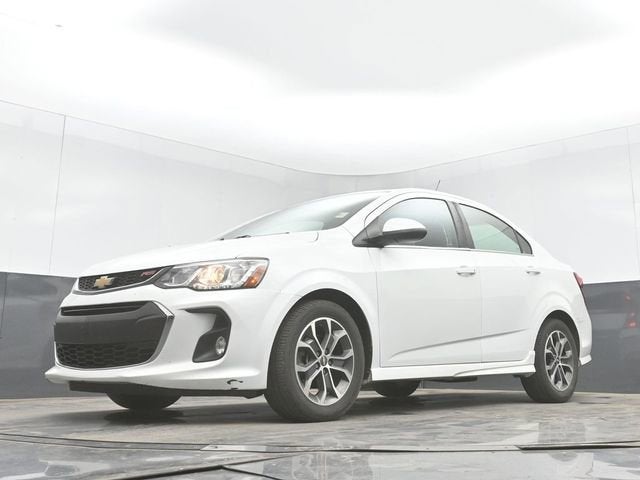 2017 Chevrolet Sonic LT