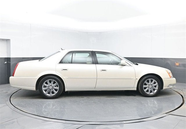 2008 Cadillac DTS w/1SC