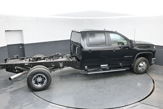 2026 Chevrolet Silverado 3500 HD Chassis Cab LT