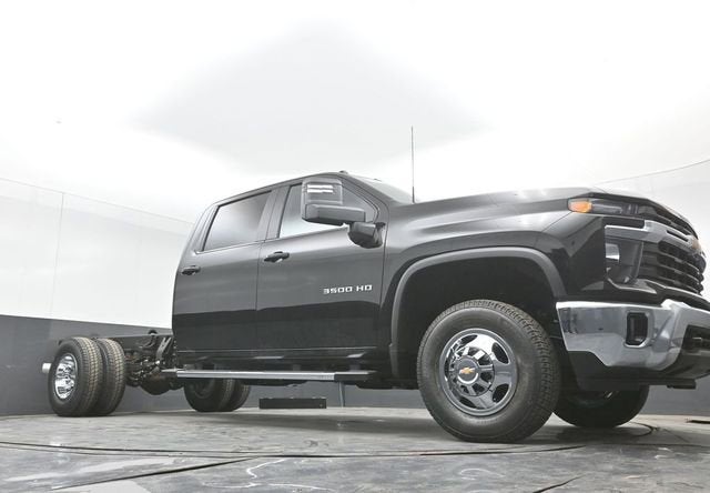 2026 Chevrolet Silverado 3500 HD Chassis Cab LT