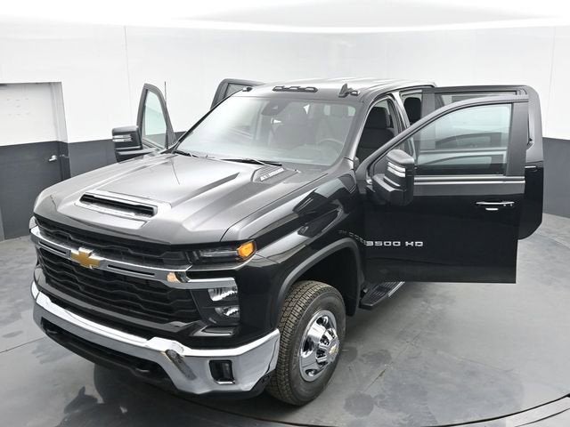 2026 Chevrolet Silverado 3500 HD Chassis Cab LT