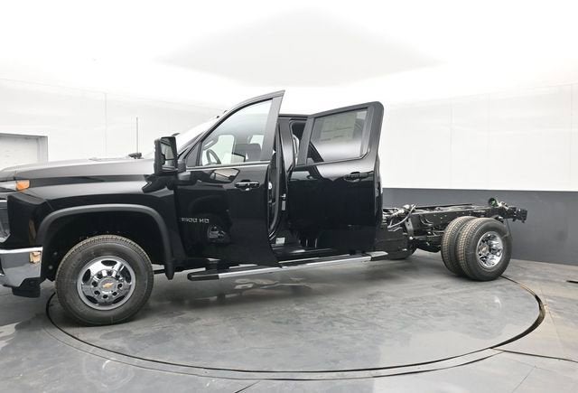2026 Chevrolet Silverado 3500 HD Chassis Cab LT