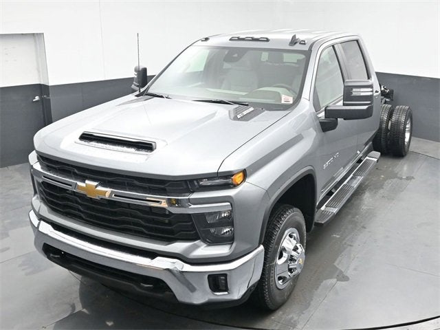 2026 Chevrolet Silverado 3500 HD Chassis Cab LT