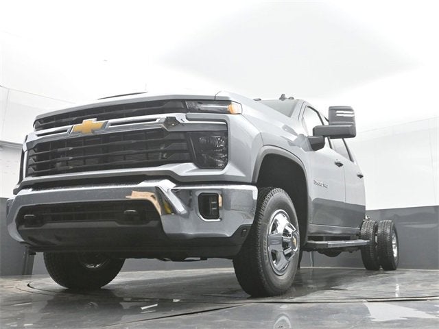 2026 Chevrolet Silverado 3500 HD Chassis Cab LT