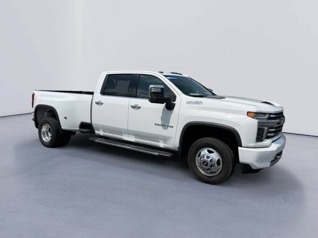 2022 Chevrolet Silverado 3500 HD High Country