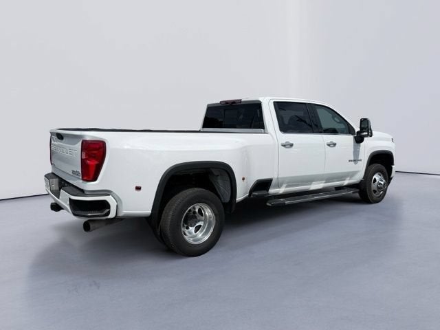 2022 Chevrolet Silverado 3500 HD High Country