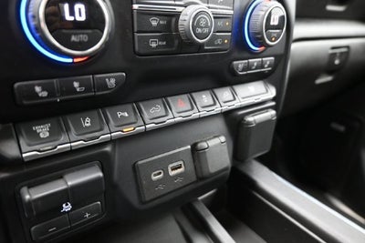 2022 Chevrolet Silverado 3500 HD High Country