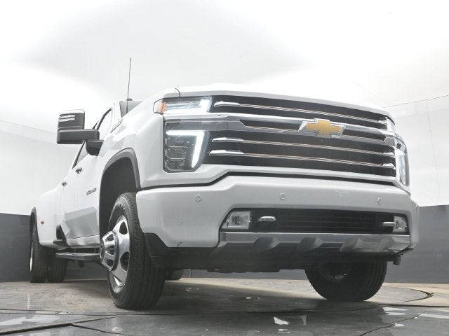 2022 Chevrolet Silverado 3500 HD High Country
