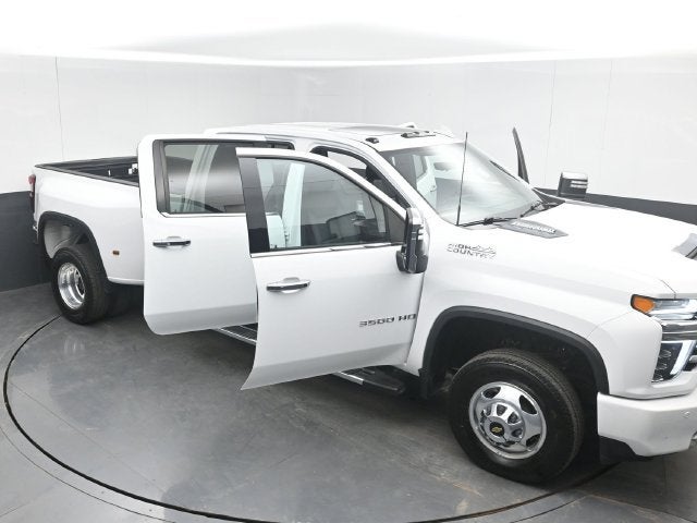 2022 Chevrolet Silverado 3500 HD High Country