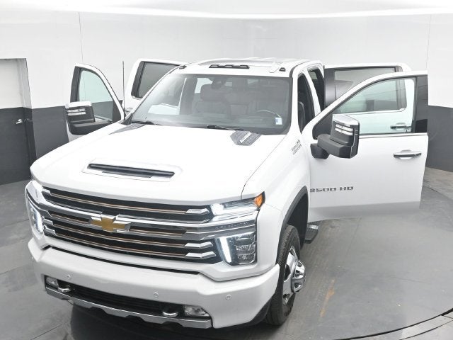 2022 Chevrolet Silverado 3500 HD High Country