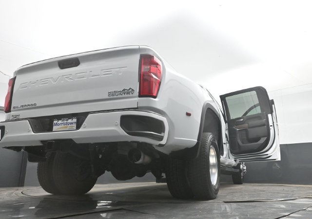 2022 Chevrolet Silverado 3500 HD High Country