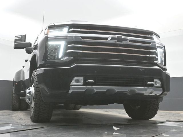 2022 Chevrolet Silverado 3500 HD High Country DRW
