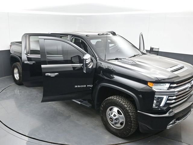 2022 Chevrolet Silverado 3500 HD High Country DRW