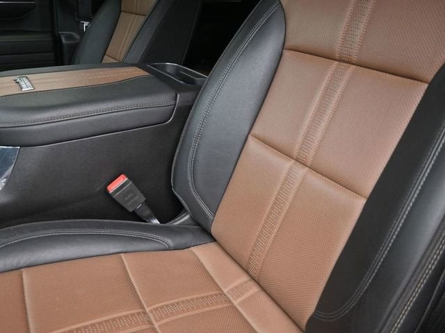 2024 Chevrolet Silverado 3500 HD High Country DRW