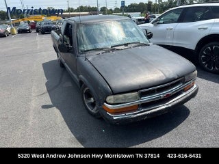2000 Chevrolet S10 LS