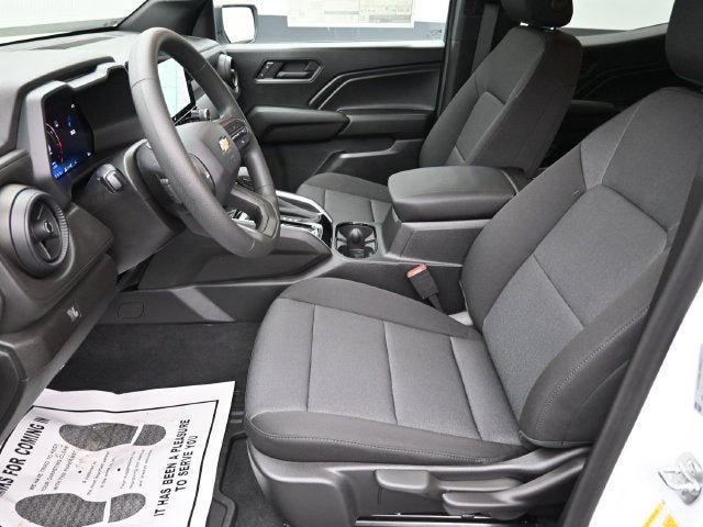 2025 Chevrolet Colorado WT/LT
