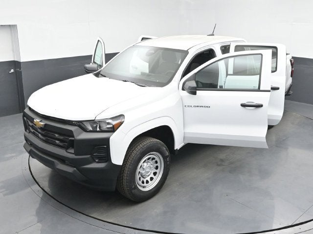 2025 Chevrolet Colorado WT/LT
