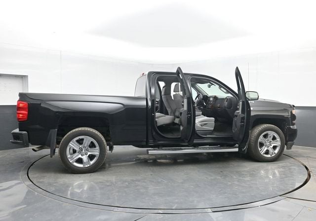 2017 Chevrolet Silverado 1500 Custom