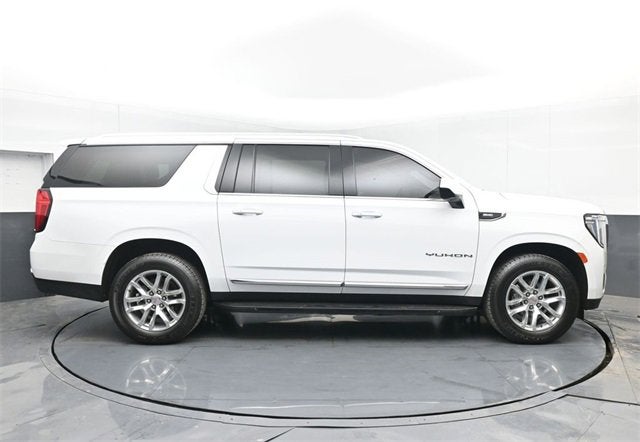2022 GMC Yukon XL SLT