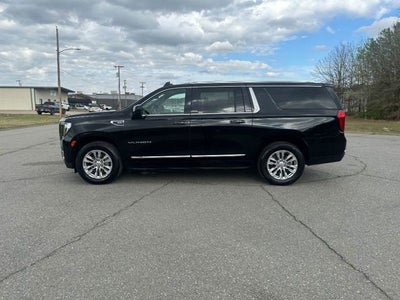 2023 GMC Yukon XL SLT