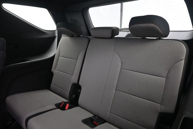 2027 Chevrolet Traverse LT - Photo 20
