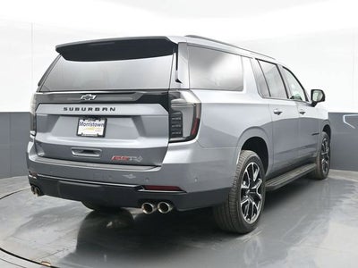 2025 Chevrolet Suburban RST