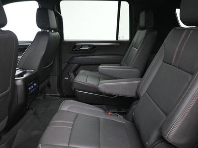 2025 Chevrolet Suburban RST