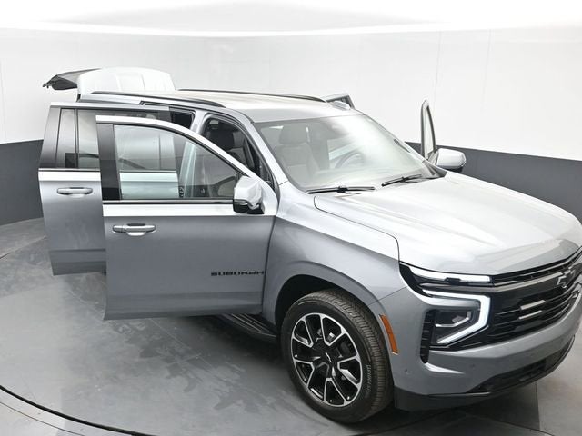 2025 Chevrolet Suburban RST