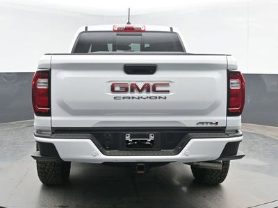 2024 GMC Canyon AT4