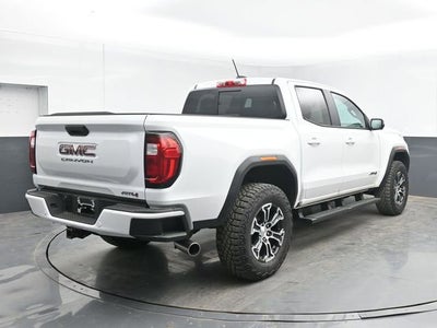 2024 GMC Canyon AT4