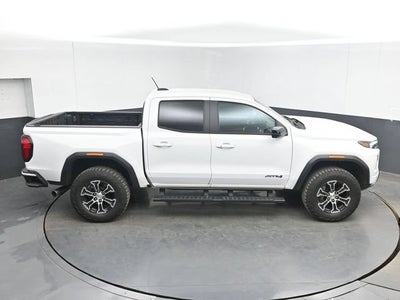 2024 GMC Canyon AT4