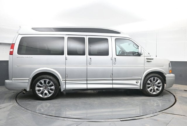 2022 GMC Savana Cargo 2500 RWD 2500 Regular Wheelbase Work Van