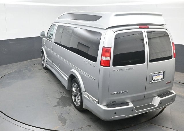 2022 GMC Savana Cargo 2500 RWD 2500 Regular Wheelbase Work Van