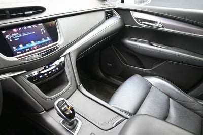 2017 Cadillac XT5 Luxury AWD