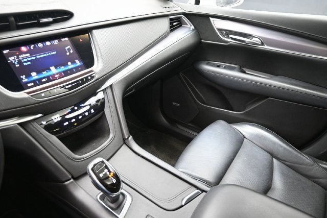 2017 Cadillac XT5 Luxury AWD