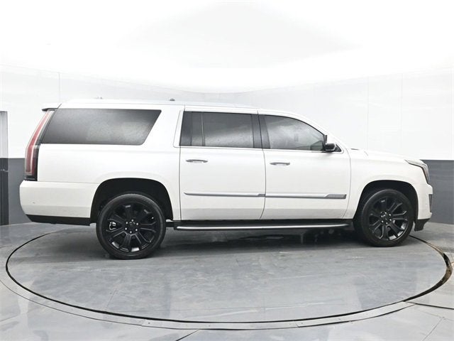 2020 Cadillac Escalade ESV Luxury