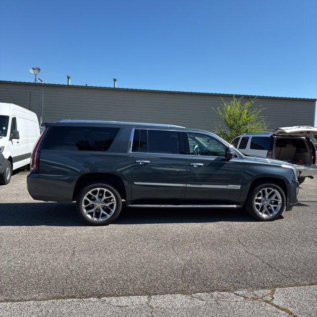 2019 Cadillac Escalade ESV Luxury