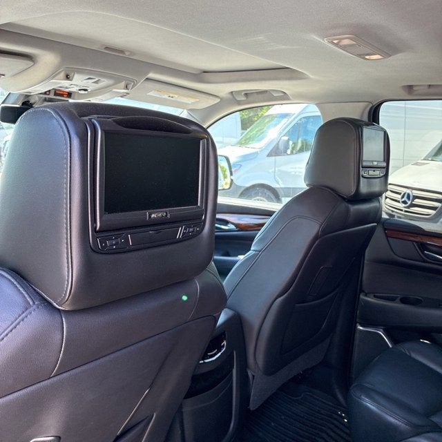 2019 Cadillac Escalade ESV Luxury