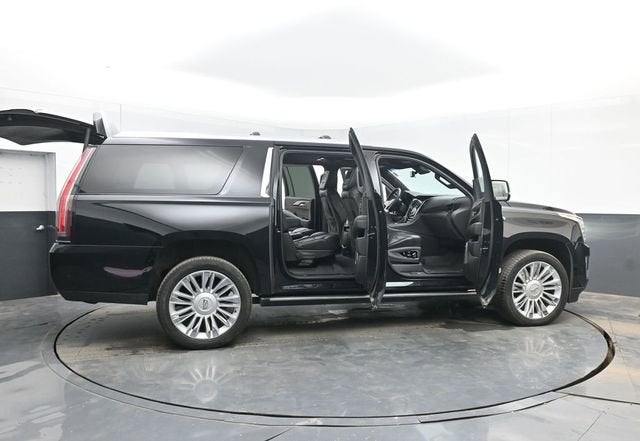 2017 Cadillac Escalade ESV Platinum