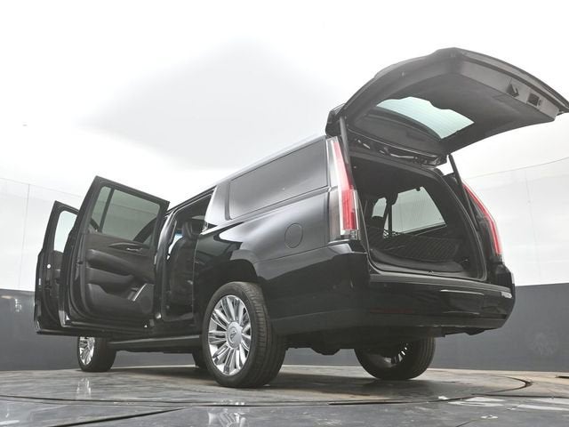2017 Cadillac Escalade ESV Platinum